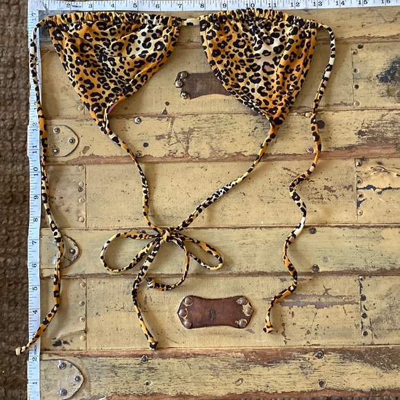 🔥 KERRY CUSHMAN GORGEOUS BIKINI!🔥 - Picture 3 of 11